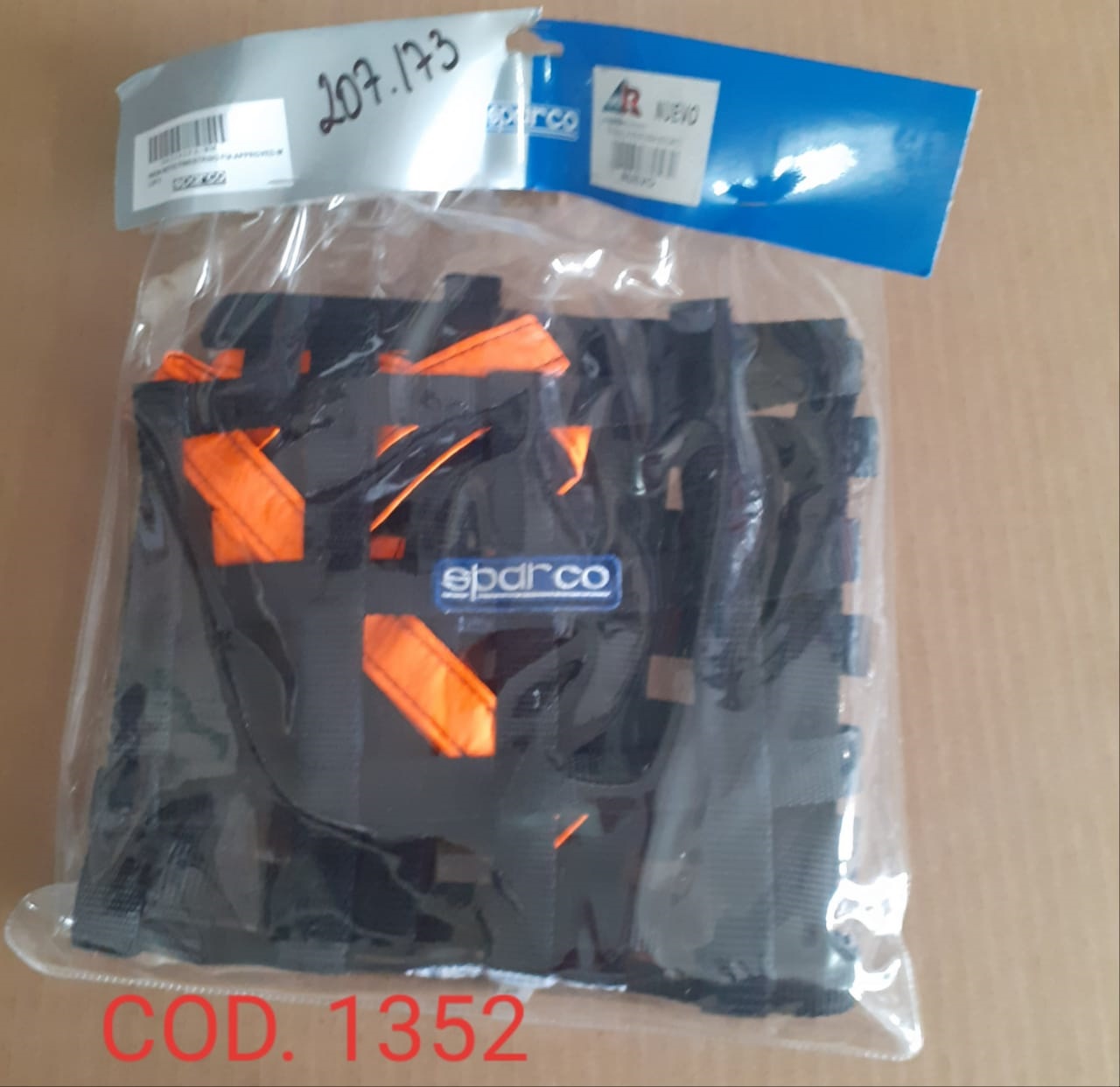 http://sistemasgenesis.com.ec:9876/desingcar/static/image/product/1352.jpg